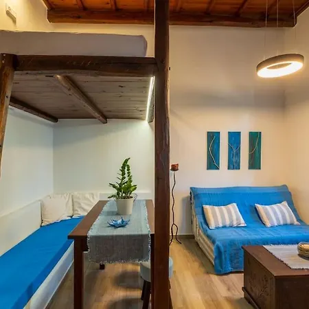 Lovelia - Live The Cretan Hospitality * Herszonisszosz